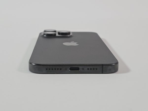 apple iphone 15 pro max 256gb titanium zwart 90% accu voorkant
