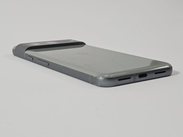 google pixel 8 128gb groen zij-aanzicht