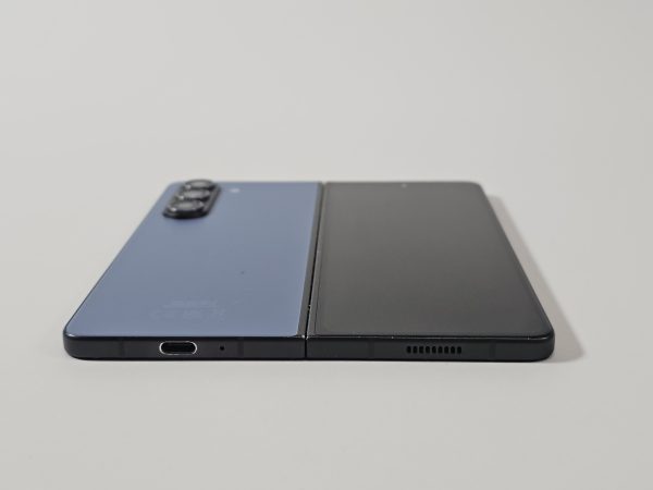 samsung galaxy z fold5 512gb blauw voorkant