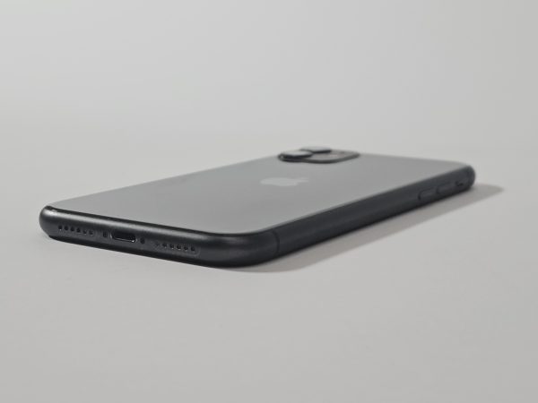 apple iphone 11 64gb zwart 100% batterij zij aanzicht