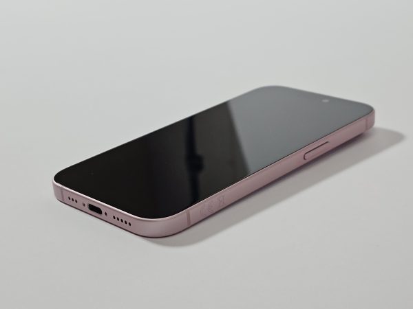 apple iphone 15 512gb roze zij aanzicht