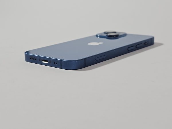 apple iphone 13 mini 128gb blauw 86% batterijcapaciteit zijkant