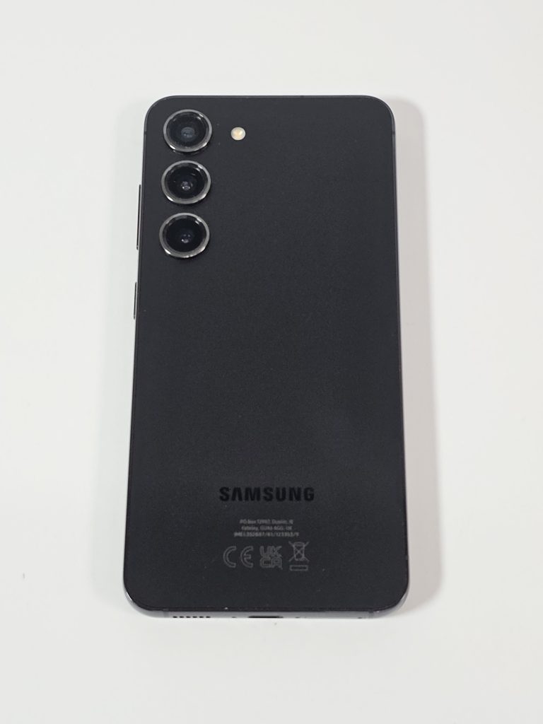 samsung galaxy s23 128gb zwart achterkant