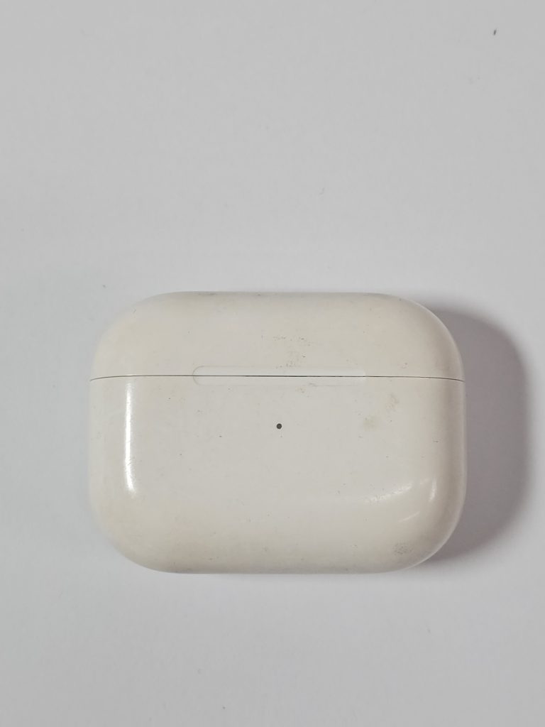 apple airpods pro 1 oplaadcase (magsafe) bovenkant