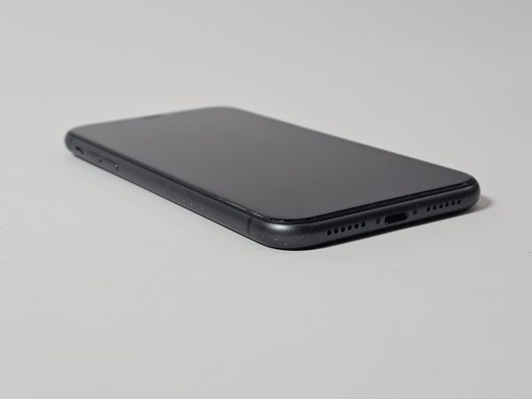 apple iphone 11 64gb zwart 95% batterij zijkant