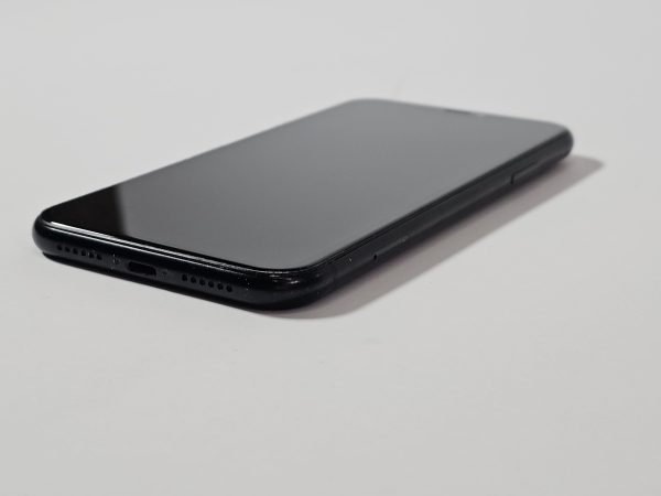 apple iphone xr 64gb zwart 87% accu zijkant
