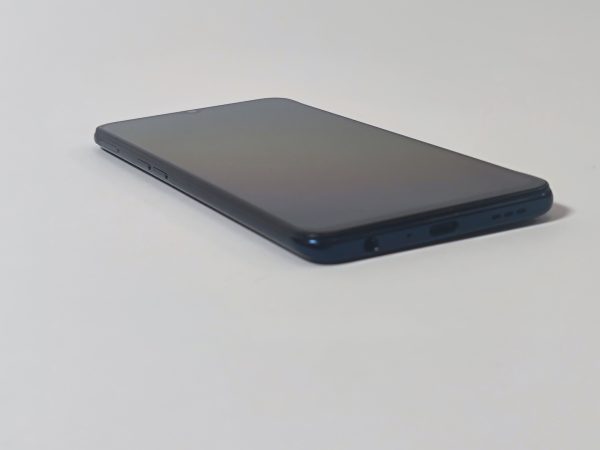 oppo a91 128gb zwart 4g zij-aanzicht