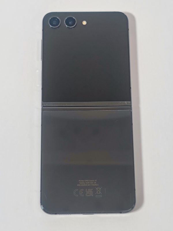 samsung galaxy z flip5 256gb graphite achterkant