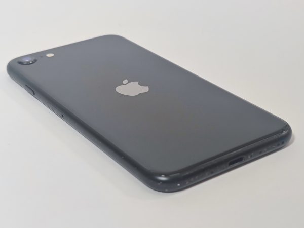 apple iphone se (2020) 128gb zwart 100% accu zij-aanzicht