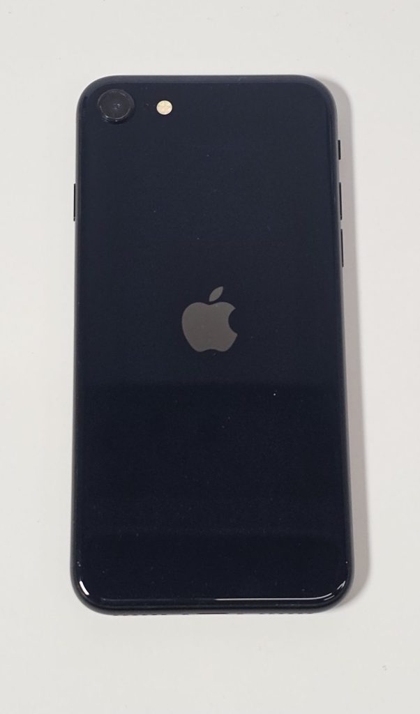 apple iphone se (2022) 64gb zwart 100% accu achterkant