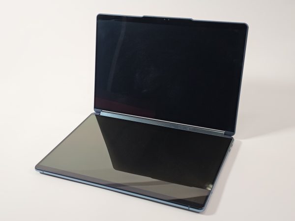 lenovo yoga book 9i zeegroen scherm