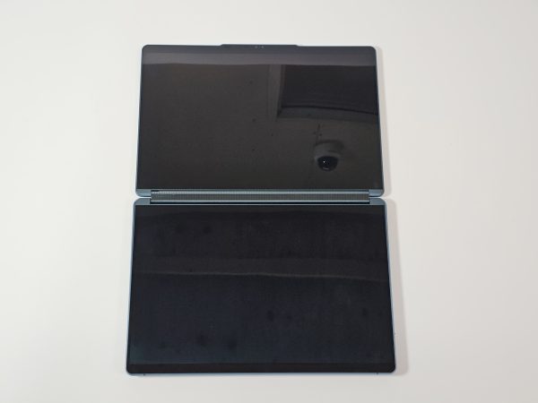 lenovo yoga book 9i zeegroen schermplat