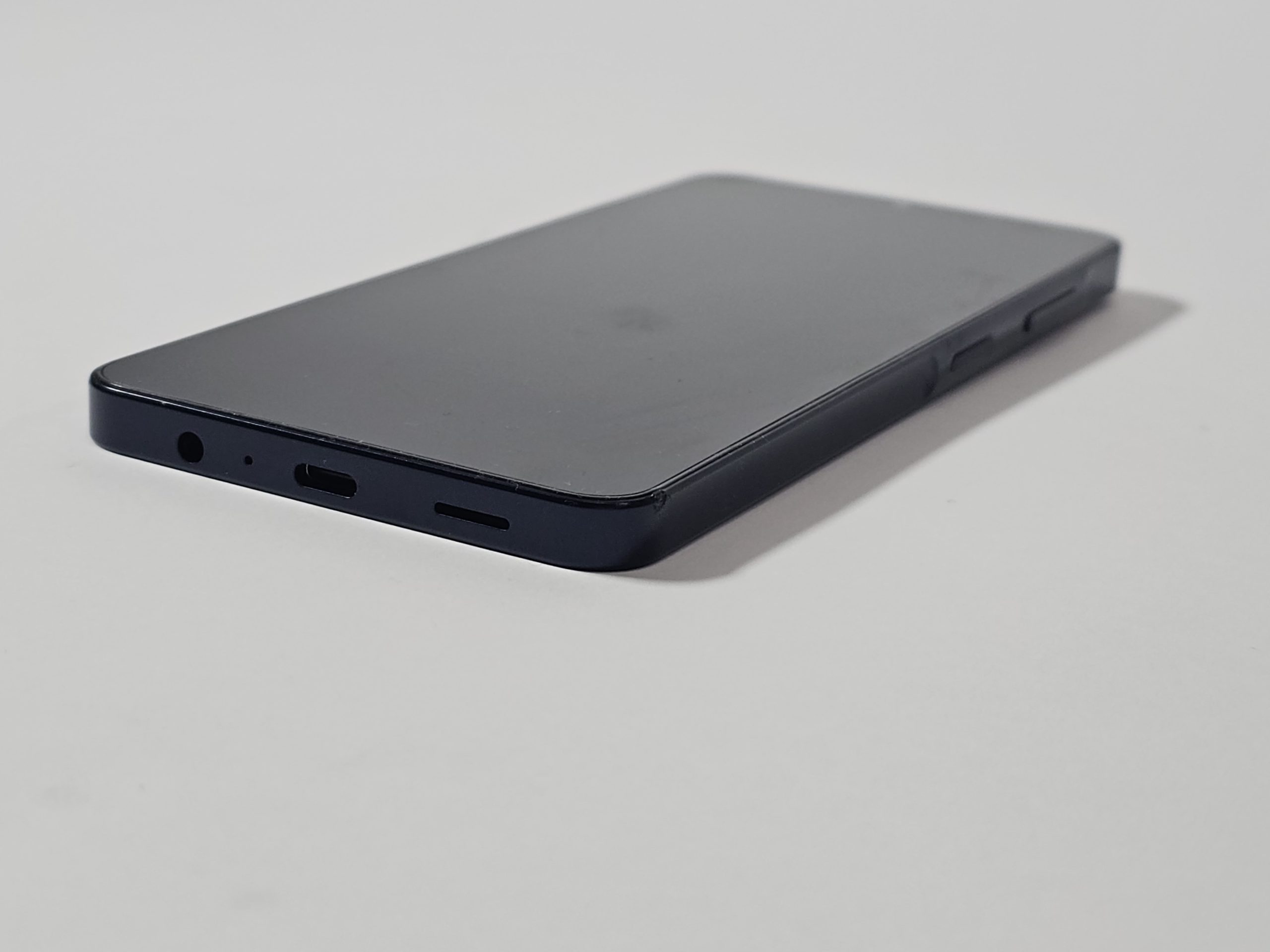 samsung galaxy a06 5g 64gb zwart zijkant