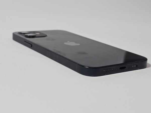apple iphone 12 128gb zwart 86% accu zijkant