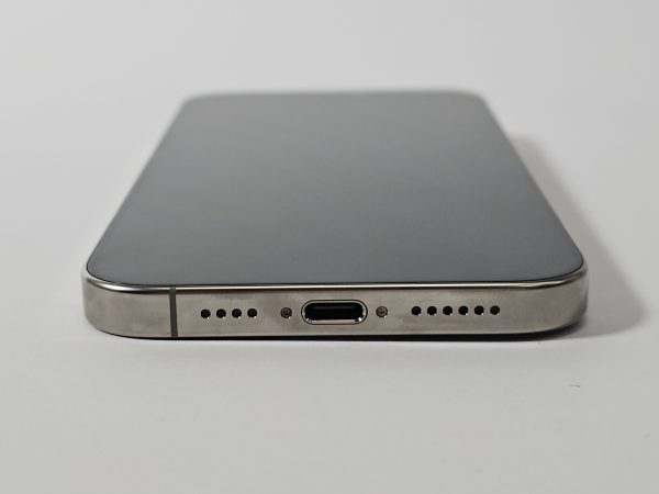 apple iphone 16 pro max 256gb natural 96% accu input
