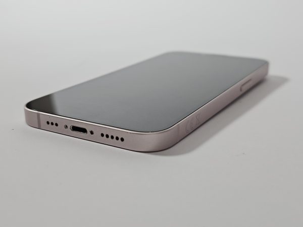 apple iphone 13 128gb roze 81% accu zijkant
