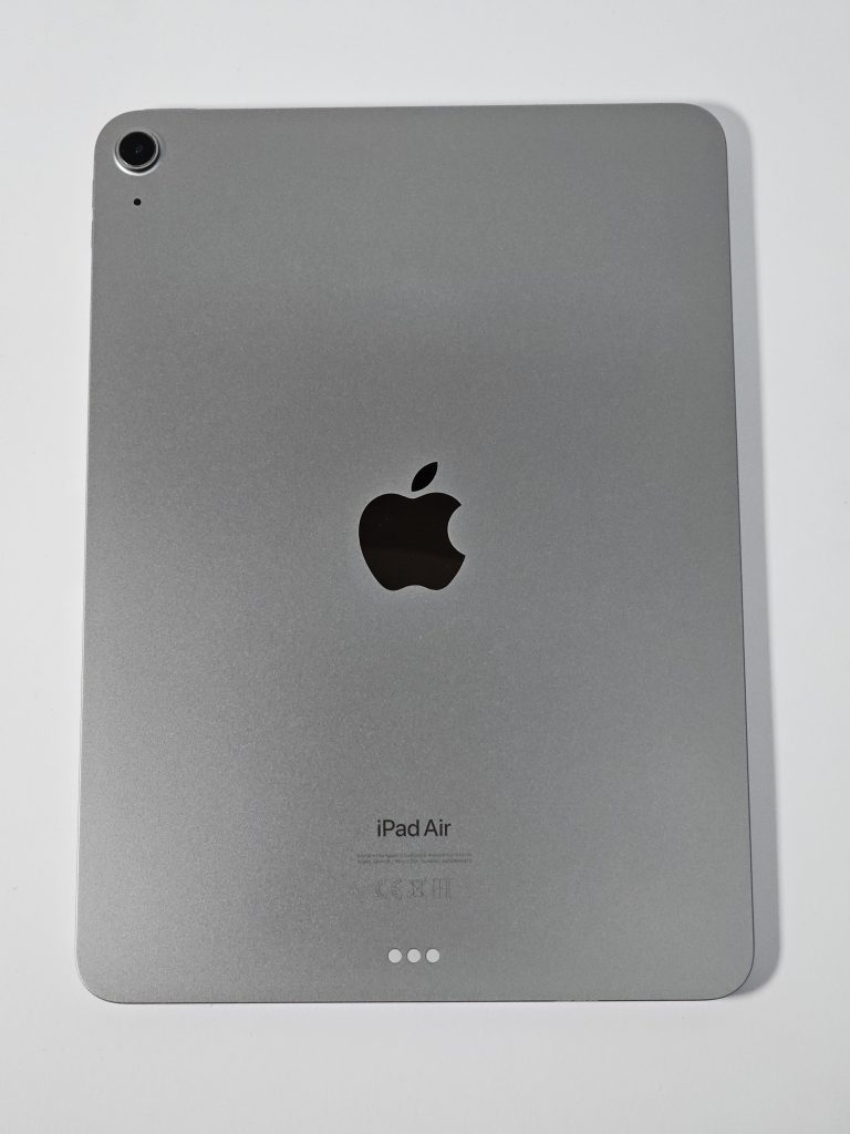 apple ipad air (2024) 11" 512gb grijs | 2dehands | 89% achterkant