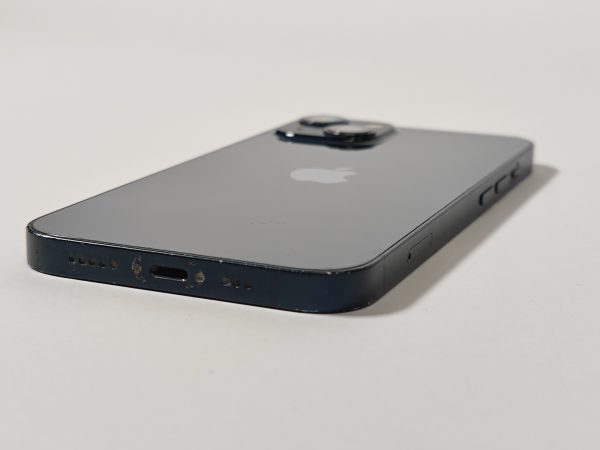 apple iphone 13 128gb zwart 86% accu - zij aanzicht rechts