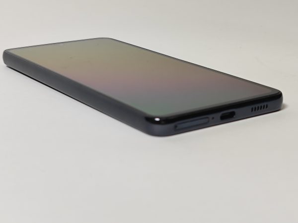 samsung galaxy a53 128gb zwart 5g - zij aanzicht links