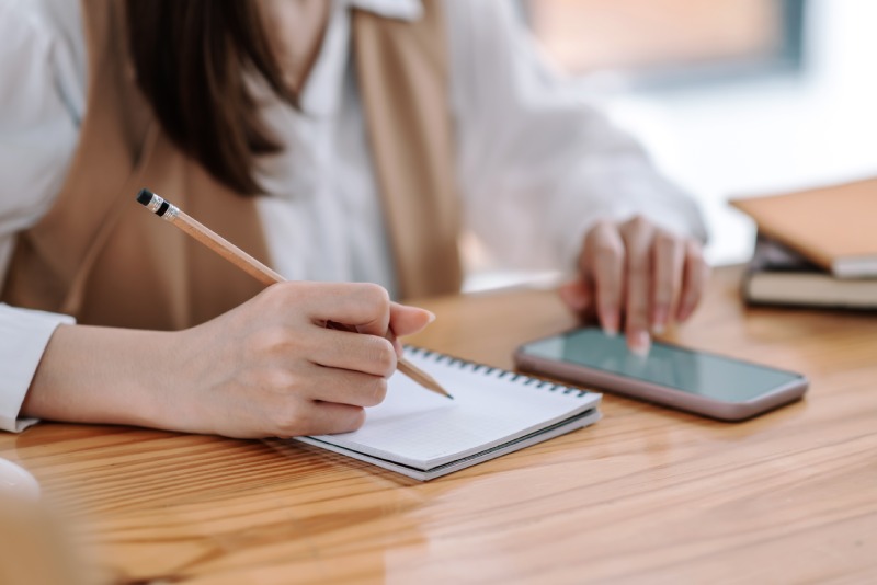 close up of a young woman hand using the mobile ph 2025 03 07 09 27 53 utc (1) (1)