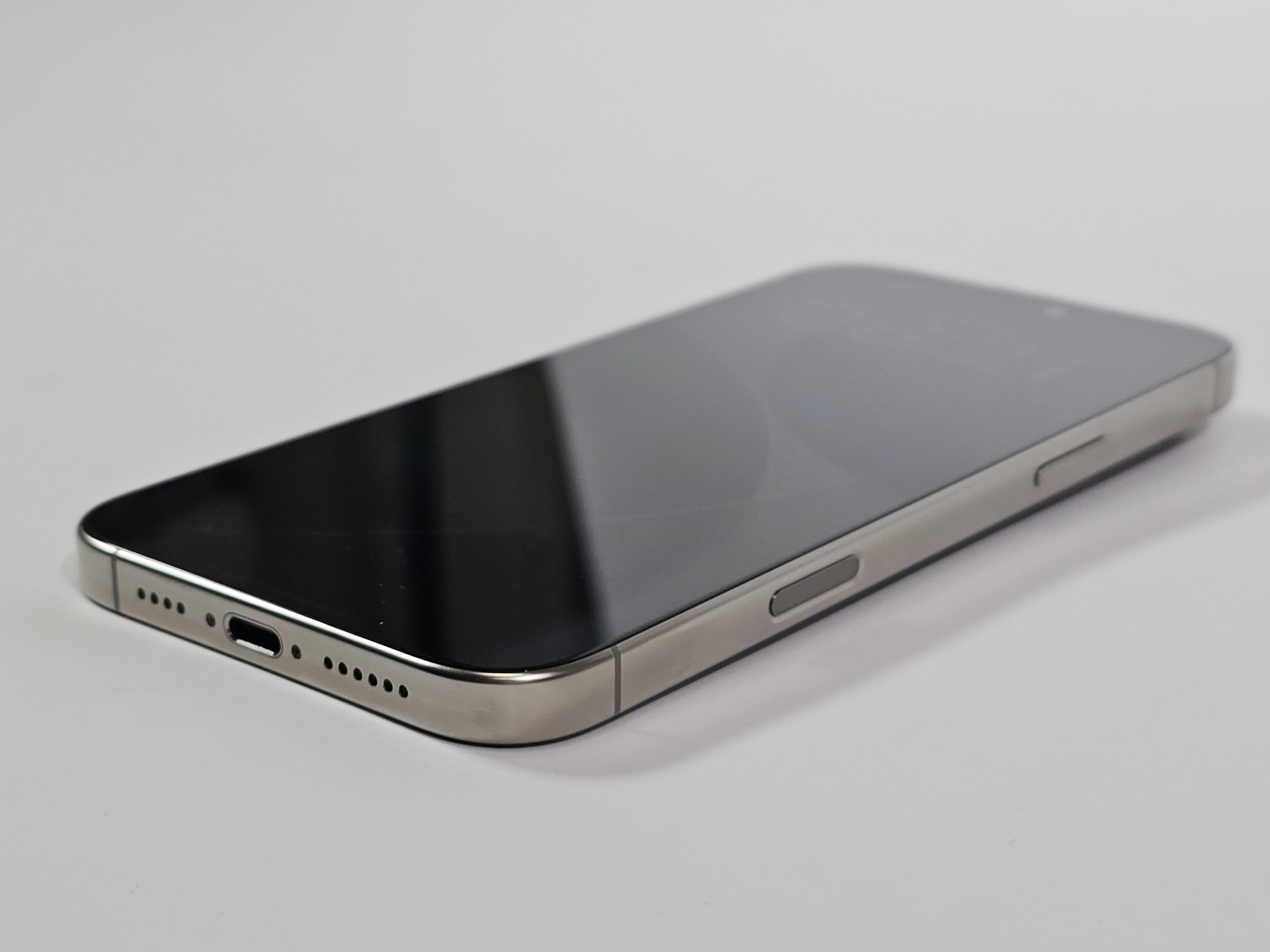 apple iphone 16 pro max 256gb natural 93% | 2dehands schuin