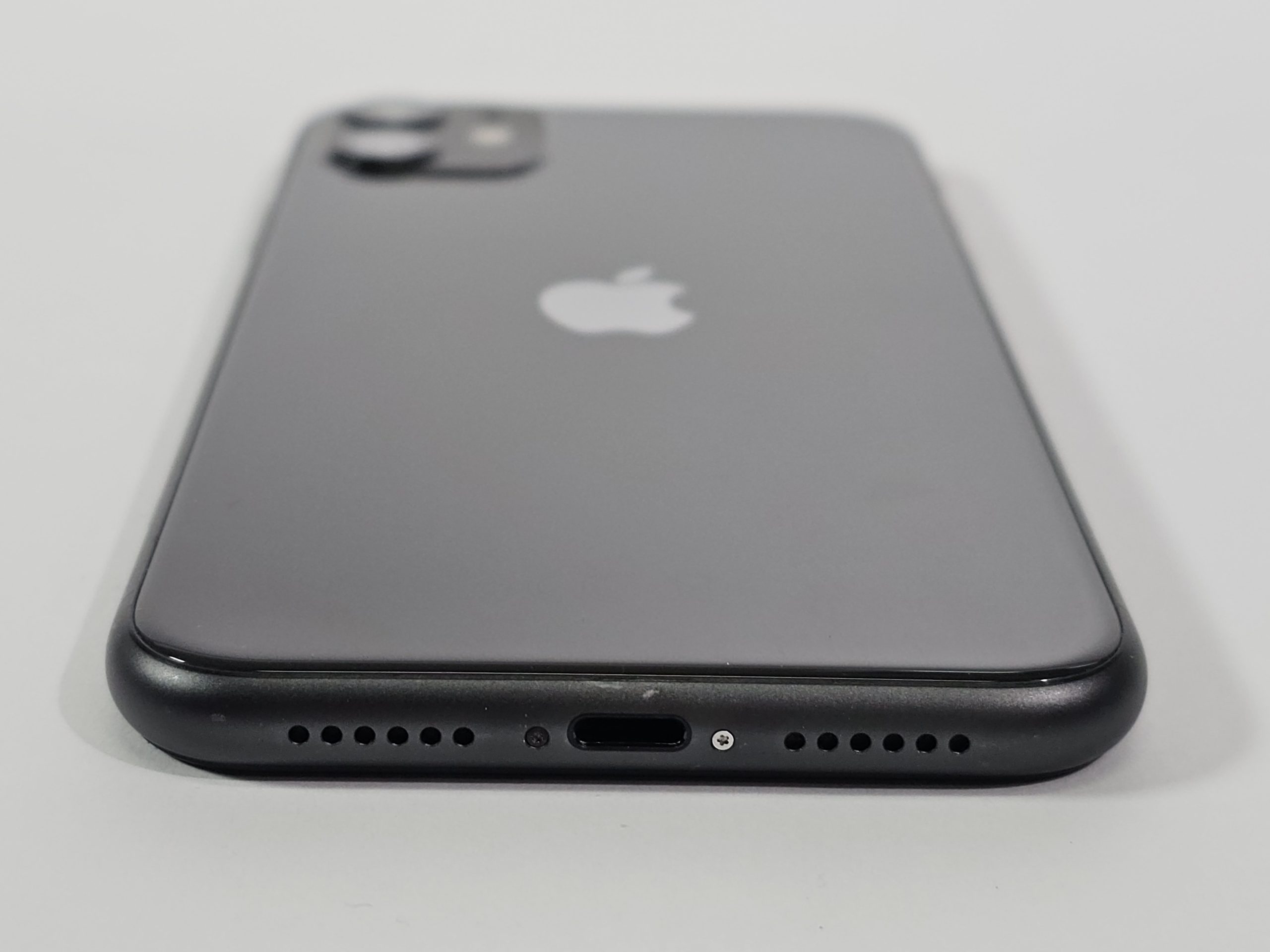 apple iphone 11 64gb zwart 88% | tweedehands input