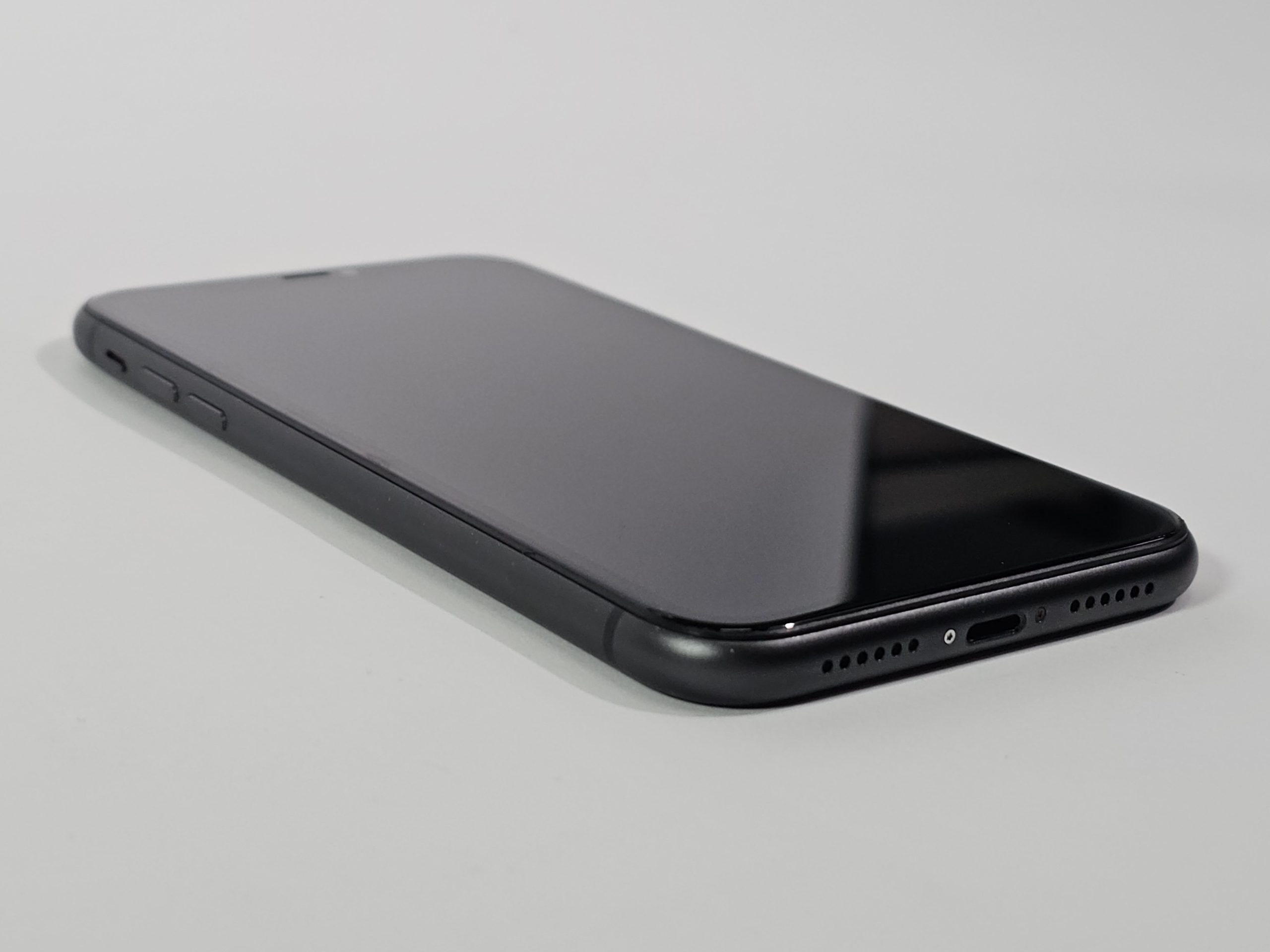 apple iphone 11 64gb zwart 88% | tweedehands schuin