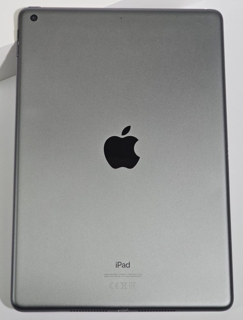 apple ipad 8 (2020) wifi 10.2" 32gb grijs | 2dehands achterkant