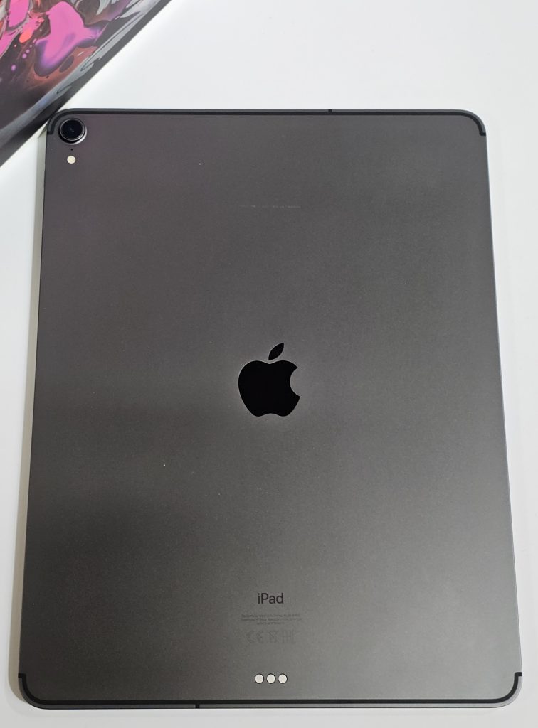 ipad pro 12,9 3de gen 5g 64gb gray | tweedehands